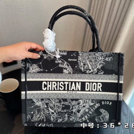 Dior Three-dimensional embroidery Book tote shopping bags black size:  26.5*21cm/36*28 cm/41*35cm
